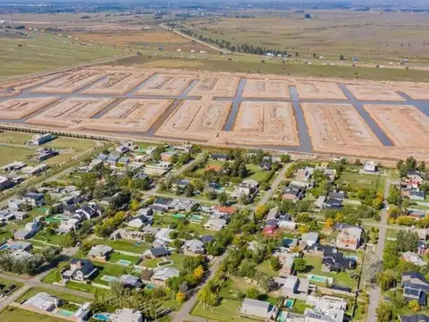Venta terreno en Barrio Privado Funes
