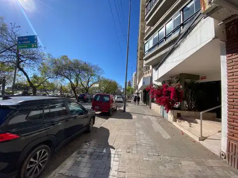 Depto Tipo Casa en Alquiler de 2 dormitorios
