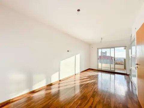 Departamento en venta en Echesortu, Rosario 1 dormitorio c/ patio y amenities.