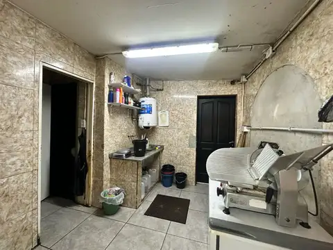 Av. Dr. Ricardo Balbín 310
