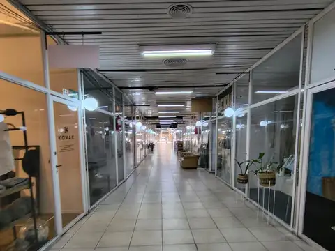 ALQUILER LOCAL EN GALERIA