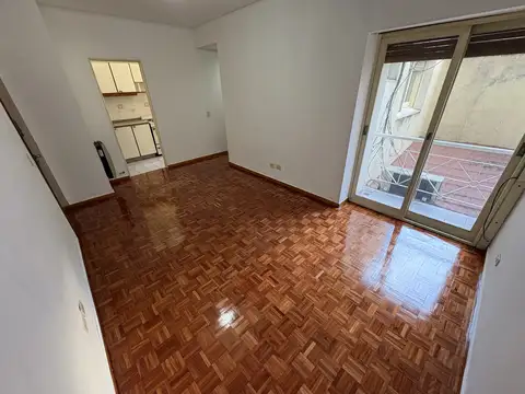 Departamento de 2 Ambientes en Alquiler. 37 m² con 1 Dormitorio. Almagro Sur