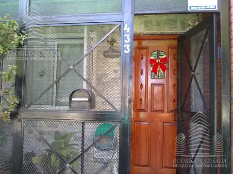 Depto Tipo Casa en Venta con 1 cocheras