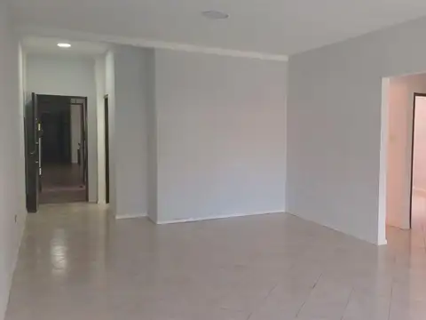 Depto Tipo Casa en Alquiler de 3 ambientes