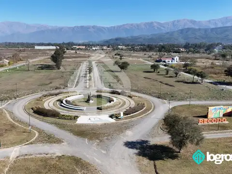 Terreno en Venta 24,55  mts Fondo