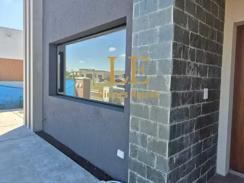 Casa en Venta en Pilar Del Este, USD 169.000