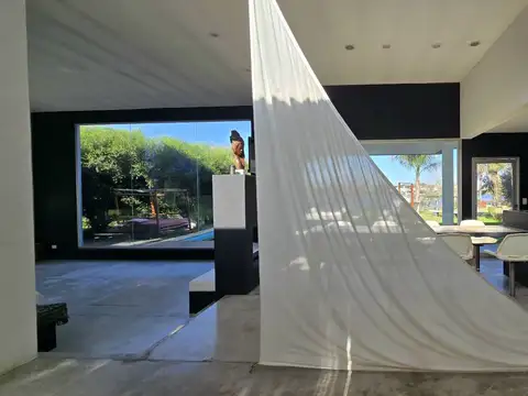 Casa en Venta en San Isidro Labrador, USD 550.000