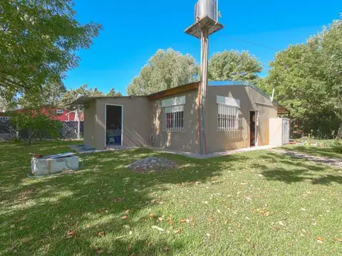 Casa  4 Amb - Venta Campana-Rio Lujan- Con Pileta