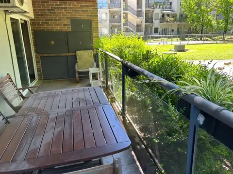 Alquiler departamento 2 dormitorios pileta vista lago  PB