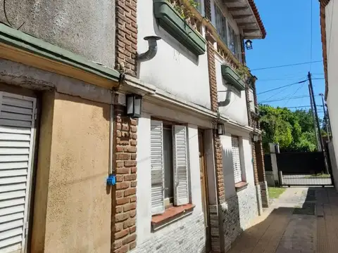 Casa 12 ambientes con 11 baños