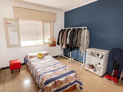 Departamento 5 ambientes con 1 baño