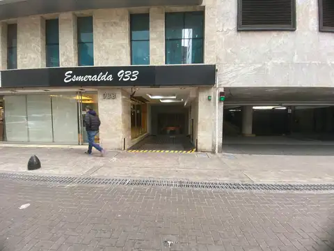 esmeralda  al 900