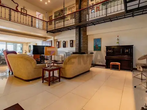 Casa 4 ambientes con 3 baños