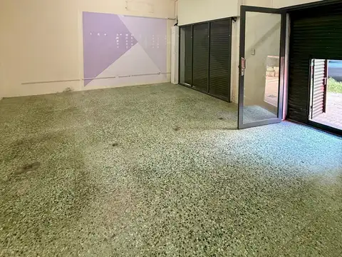 Local en Alquiler en Villa Dominico, $ 500.000