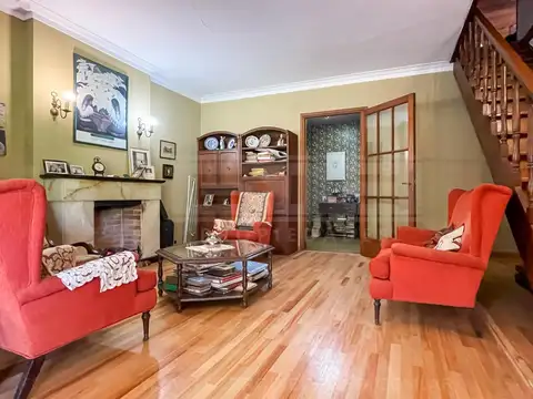 Casa en Venta con 1 cochera