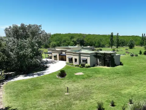 Casa en Chacras de la Cruz