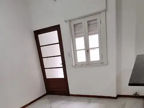 VILLA REAL. MOLIERE 2800. DEPARTAMENTO 2 AMB.RECICLADO A NUEVO.PATIO CUB.LAVADERO. SIN EXPENSAS