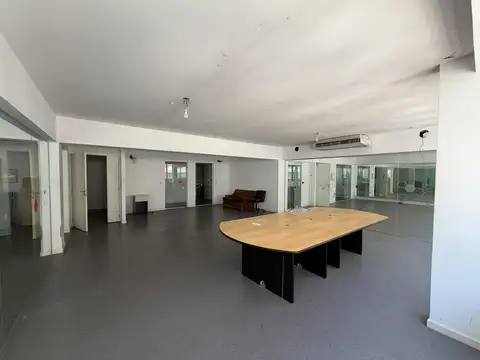 Oficina Monoambiente con 2 baños