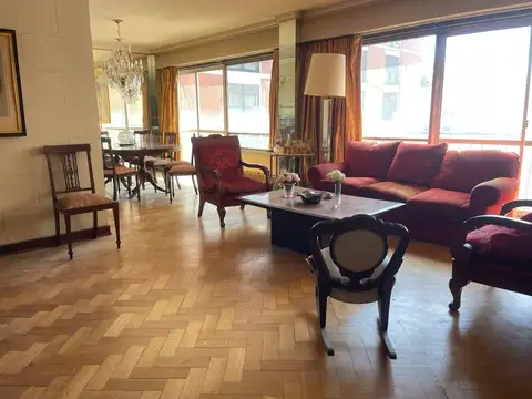 Departamento en Venta en Plaza San Martín, USD 250.000