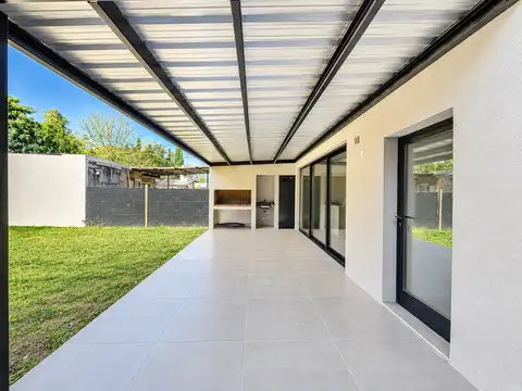 Casa en Venta al Oeste