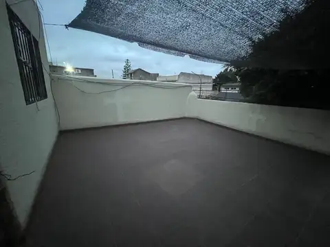 Depto Tipo Casa 3 ambientes con 1 baño