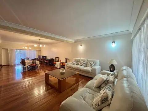 Casa en Venta en Ramos Mejía, USD 470.000