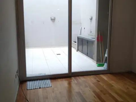 Departamento en Alquiler con 1 cochera