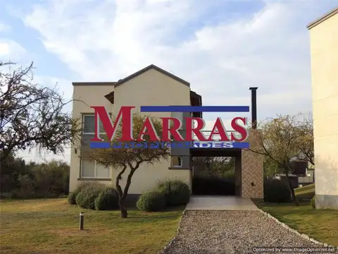 Casa en Venta con 4 cocheras