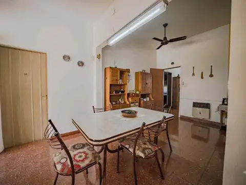 Depto Tipo Casa 2 ambientes con 1 baño