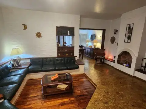 Salvador Soreda 6228