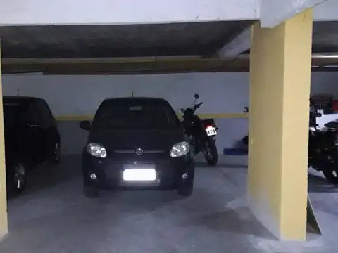 Venta de Cochera en Almagro
