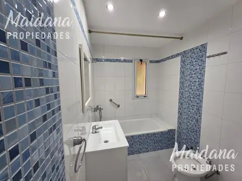 Increíble Casa Muy Espaciosa con Jardín  | Oldman al 700
