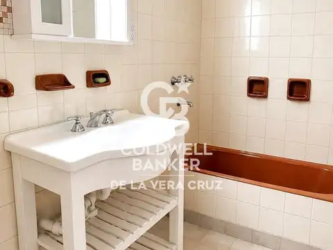 Departamento 5 ambientes con 1 baño
