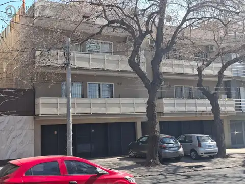 Departamento en alquiler c/ cochera en Godoy Cruz