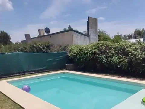 Casa en Venta con 1 cochera