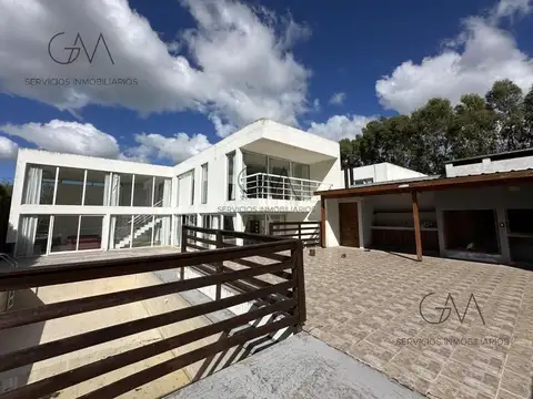 Av. Jorge Newbery 5005, B7600 Buenos Aires, Provincia de Buenos Aires, Argentina, Mar Del Plata, Buenos Aires, Argentina.