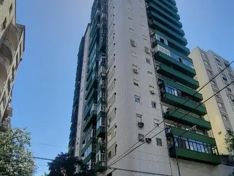Doctor Nicolás Repetto 100, Piso 21°
