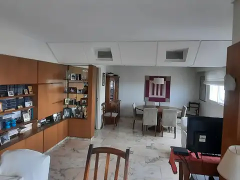 Departamento 4 ambientes con 3 baños