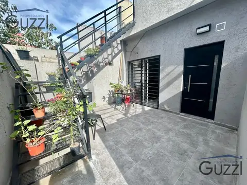 Depto Tipo Casa en Venta de 1 dormitorio