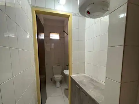 Alquiler de Departamento 1 Ambiente en Ramos Mejia  Céntrico  Ideal Vivienda o uso Profesional