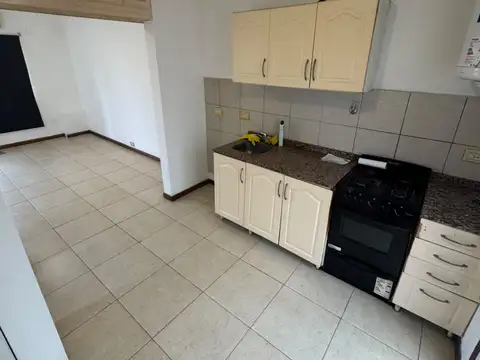 Departamento 3 ambientes con 1 baño
