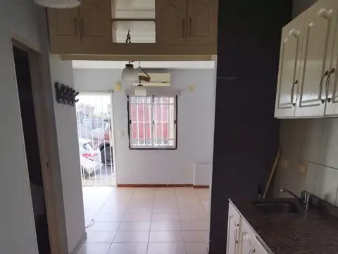 ALQUILER DUPLEX 3 AMBIENTES CON PATIO Y SIN EXPENSAS. ENTRADA INDEPENDIENTE , RAMOS MEJIA