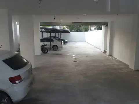 34 e/ 12 y 13 800, Piso PB