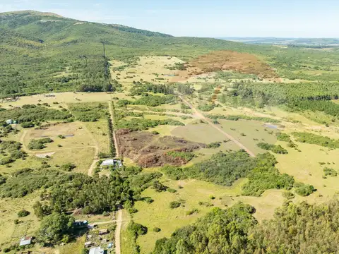 Chacra en venta con vista a las sierras Piriápolis