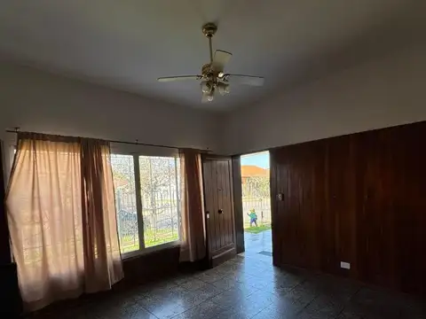 CASA EN ALQUILER FRIULI 1800 WILDE BARRIO LA CARNE