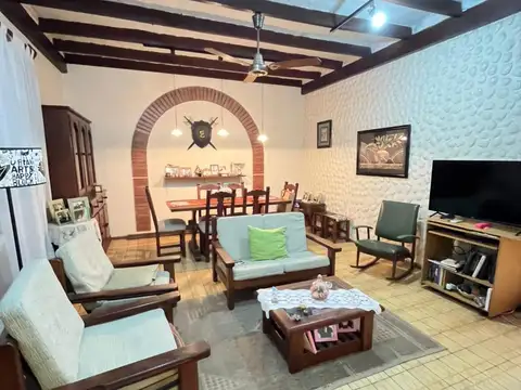 Depto Tipo Casa en Venta de 4 ambientes