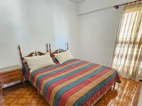 DEPARTAMENTO 2 AMBIENTES LATERAL ZONA  PLAZA COLON