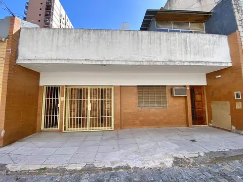 Casa en lote propio  en venta Boedo