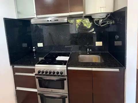 Departamento en Alquiler en Barrio Chino, $ 950.000