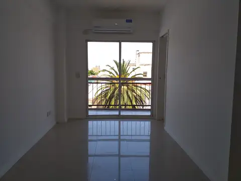 Lascano 5000, Piso 3